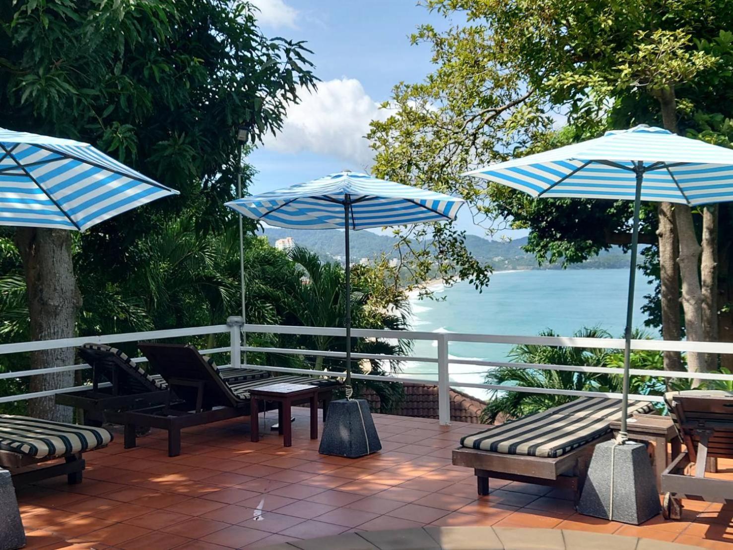 On The Hill Karon Resort Exterior foto
